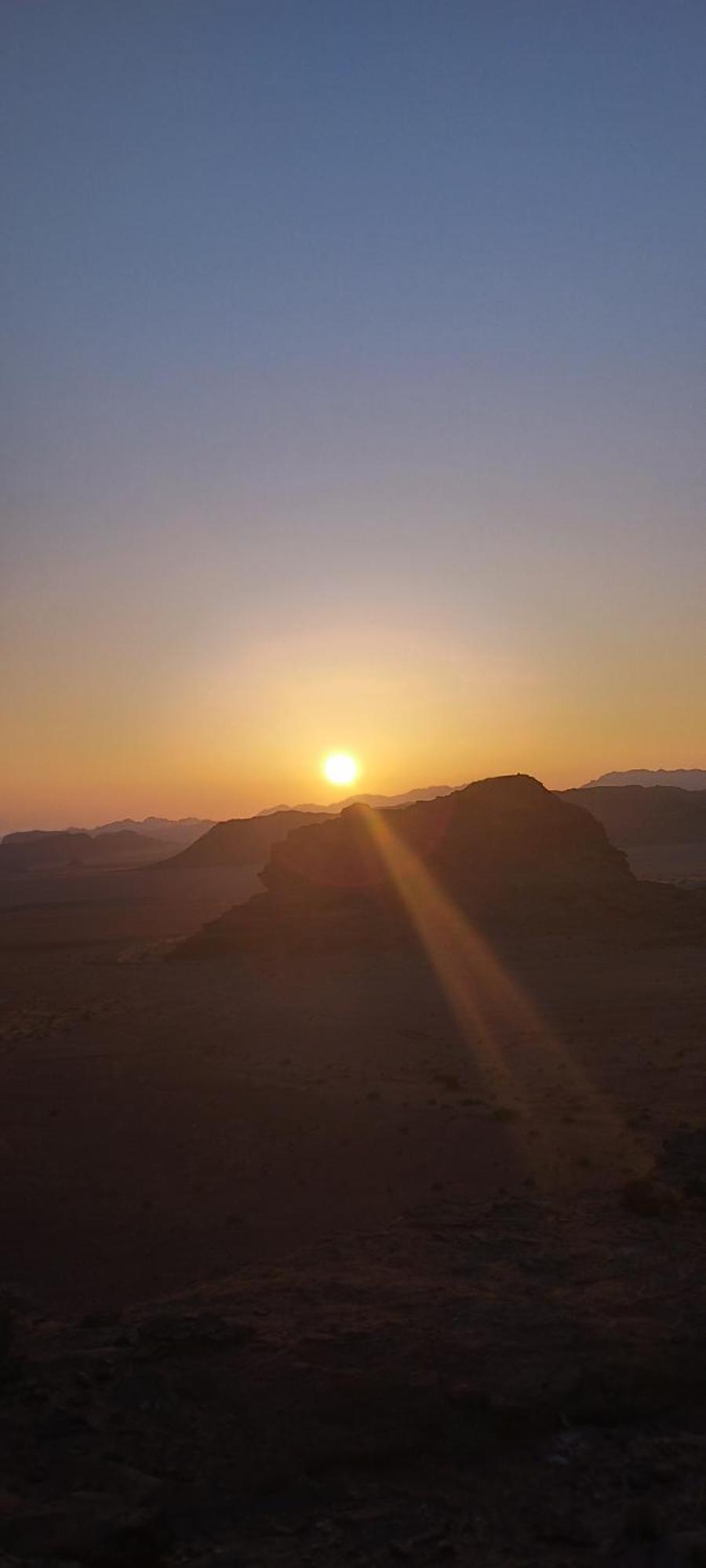 Wadi Rum1 Safari Camp Hotel Buitenkant foto