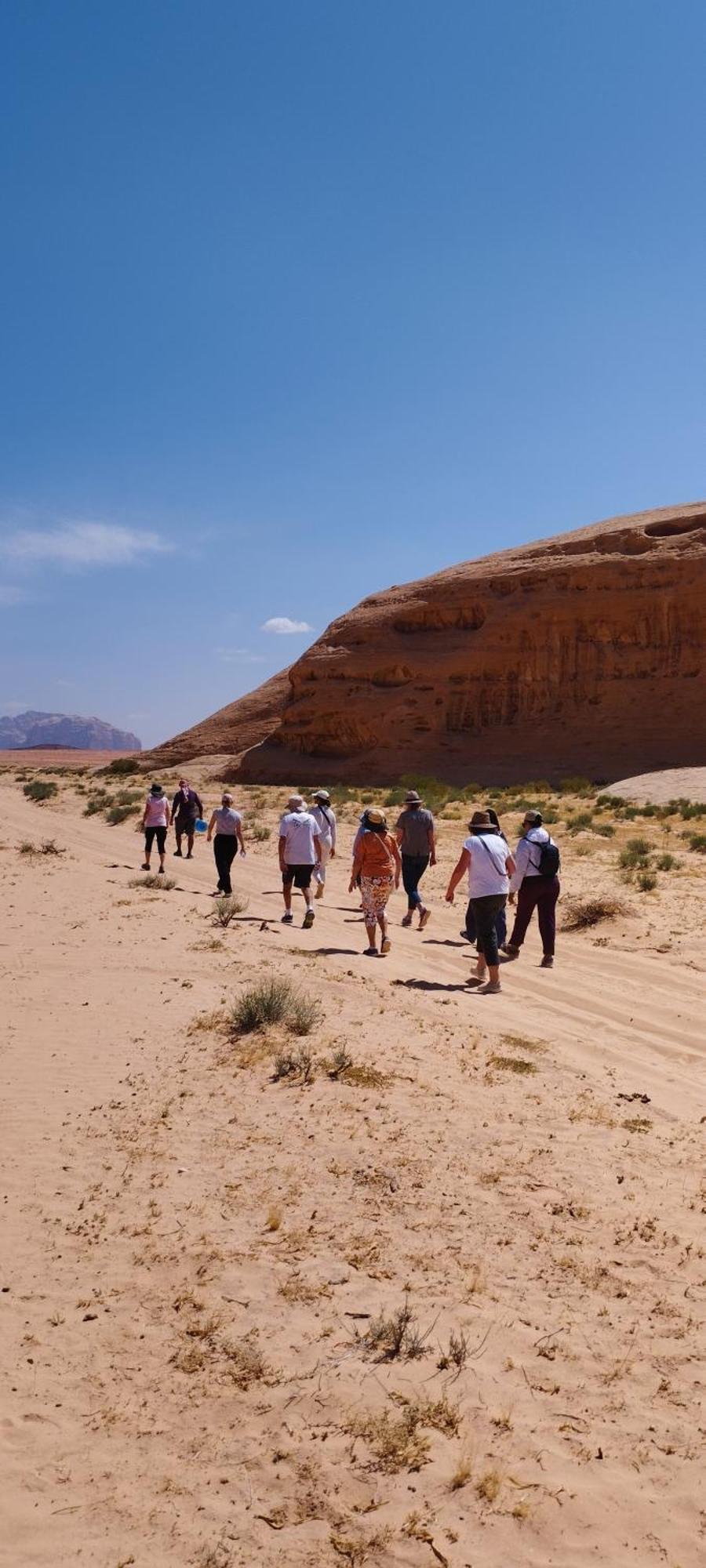 Wadi Rum1 Safari Camp Hotel Buitenkant foto