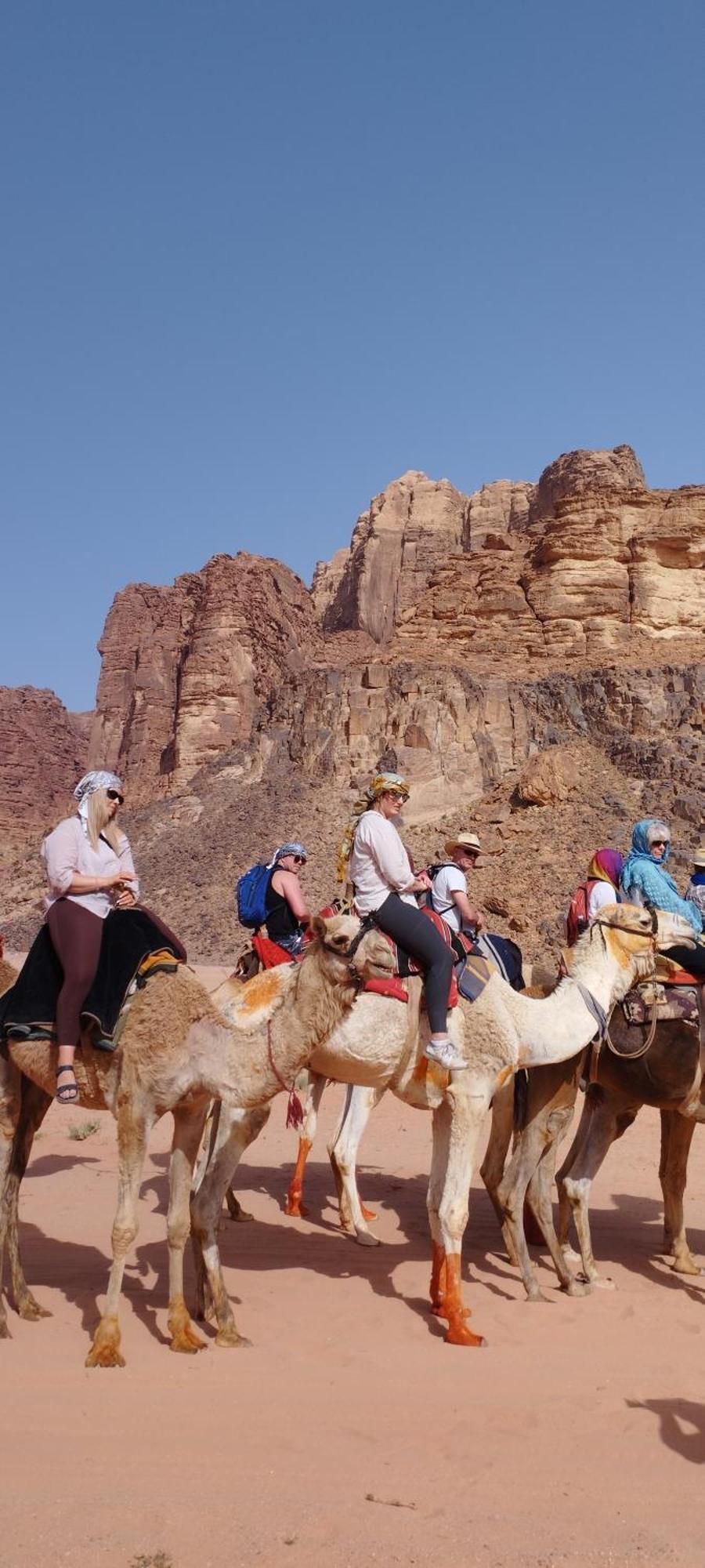 Wadi Rum1 Safari Camp Hotel Buitenkant foto